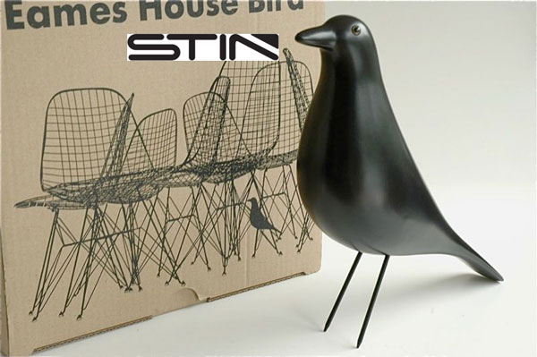 Charles Eames House Bird-an elegant piece of decor